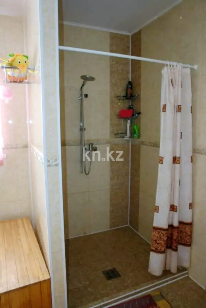 Продажа 7-комнатного дома, 379 м², мкр-н Самал-3 в Уральске - фото 26