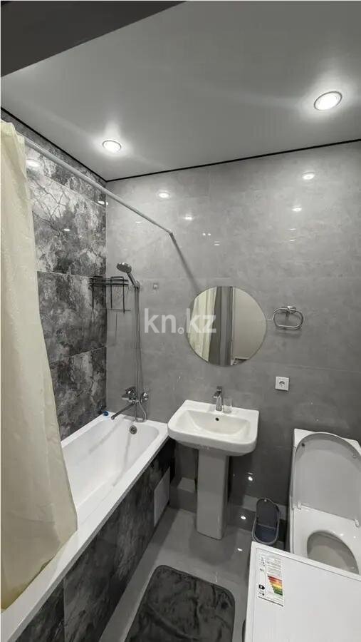 Продажа 1-комнатной квартиры, 40 м² в Алматы - фото 3