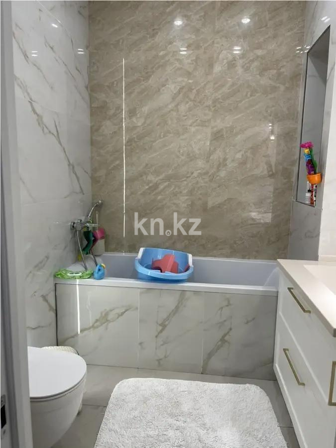 Продажа 3-комнатной квартиры, 98.2 м² в Астане - фото 4