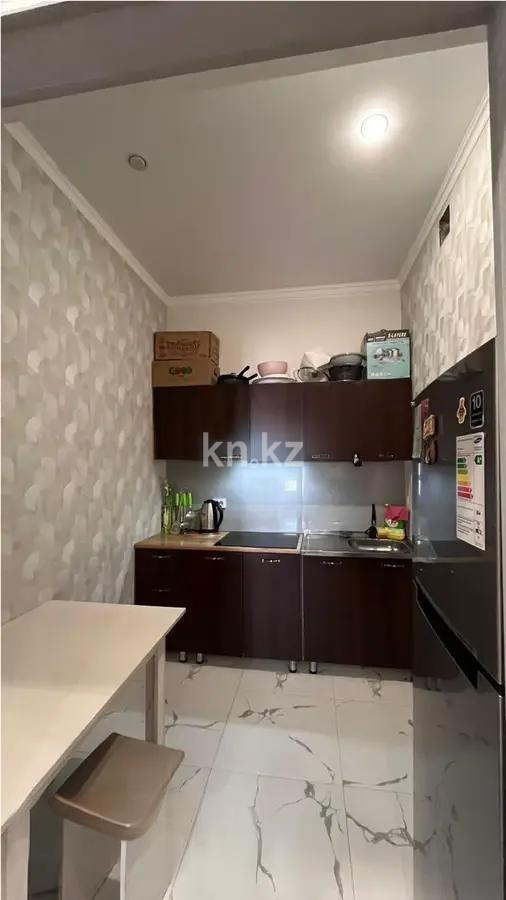 Продажа 4-комнатной квартиры, 75.8 м², пр. Абая, дом  164 в Алматы - фото 4