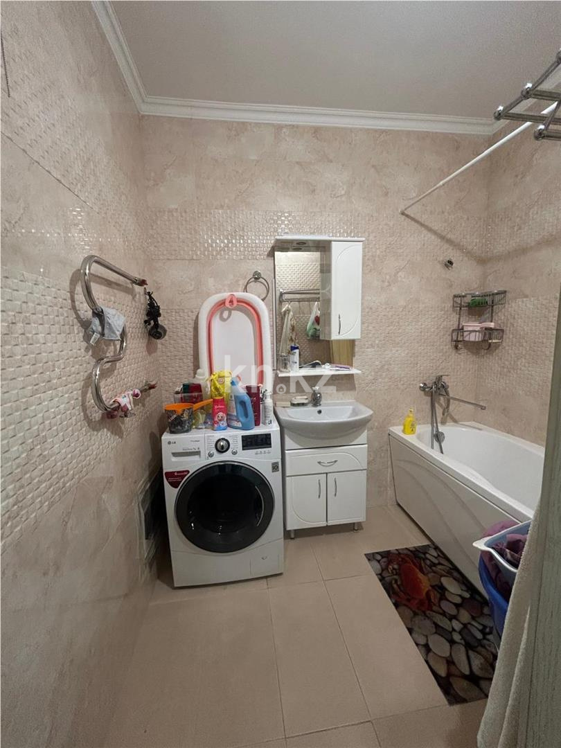 Продажа 3-комнатной квартиры, 104.3 м², ул. Акмешит в Астане - фото 13