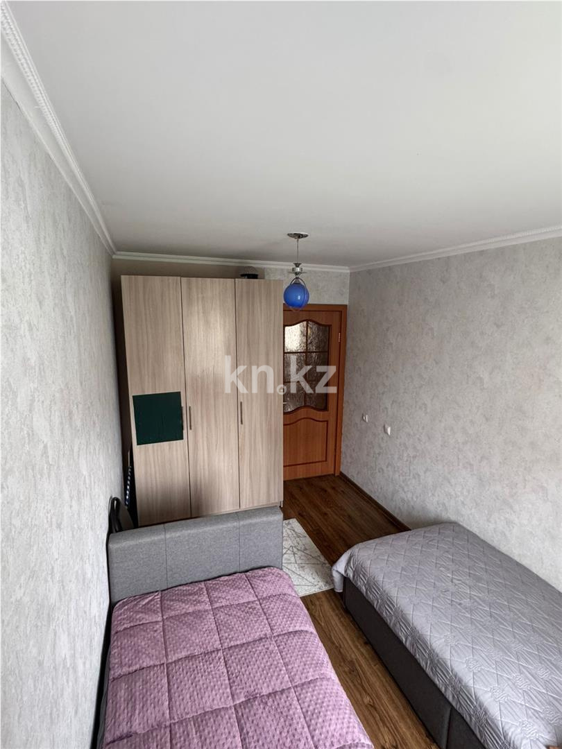 Продажа 3-комнатной квартиры, 62 м², ул. Алиханова, дом  36/2 в Караганде - фото 4