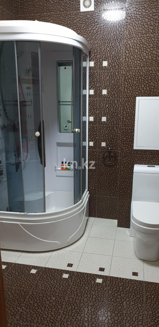 Продажа 7-комнатной квартиры, 227 м², ул. Ерубаева, дом  50/6 в Караганде - фото 14