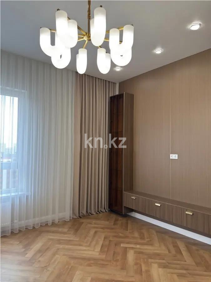 Продажа 2-комнатной квартиры, 76 м² в Астане