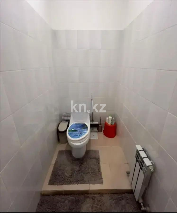 Продажа 2-комнатной квартиры, 65 м² в Алматы - фото 4