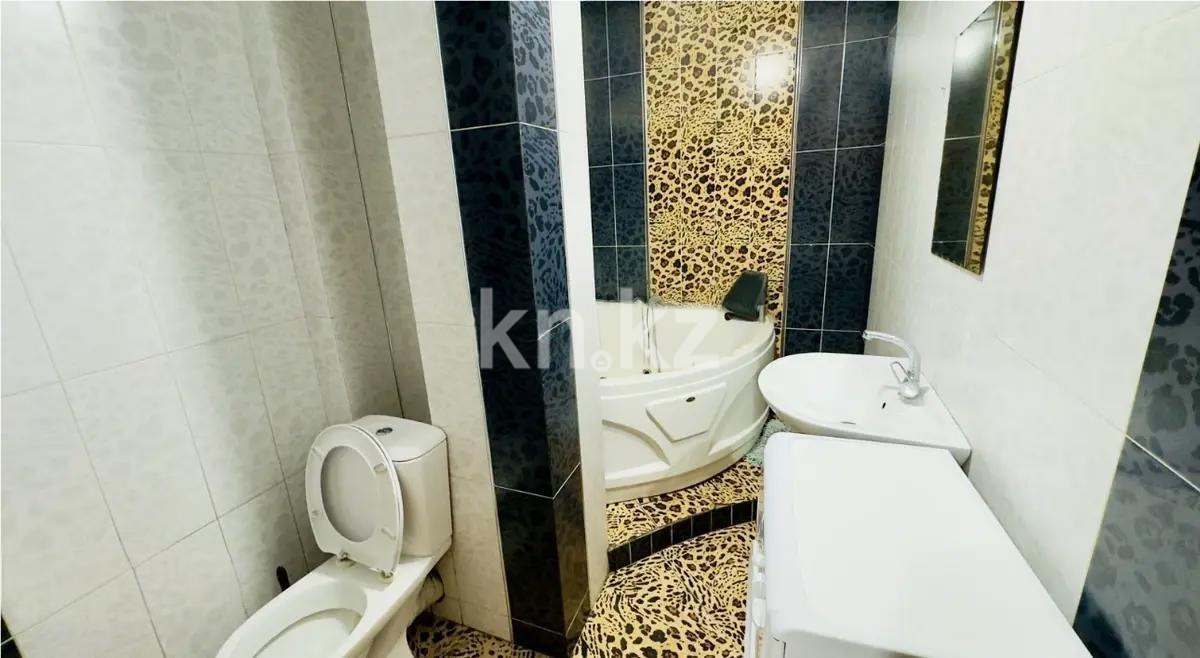 Продажа 3-комнатной квартиры, 74 м², ул. Сатпаева, дом  93 в Алматы - фото 5