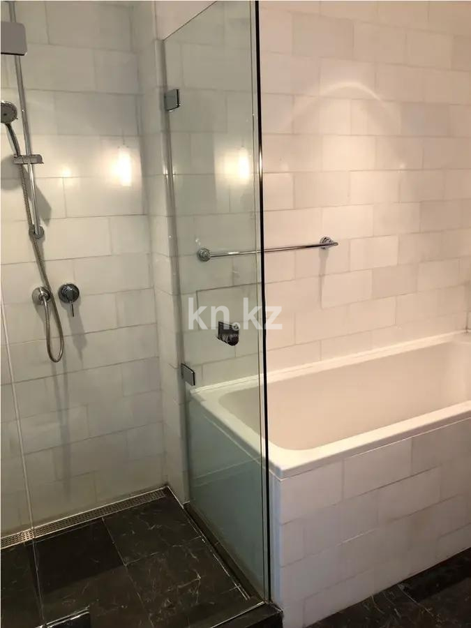 Продажа 3-комнатной квартиры, 125.6 м² в Алматы - фото 3