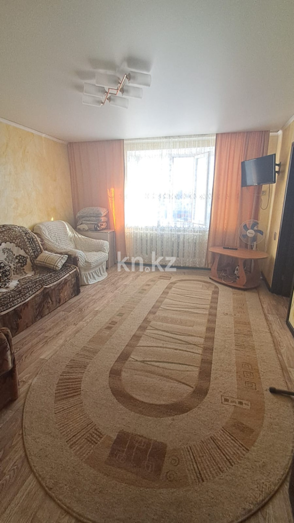 Аренда 2-комнатной квартиры посуточно, 40 м², ул. Дюсембекова, дом  3 в Караганде