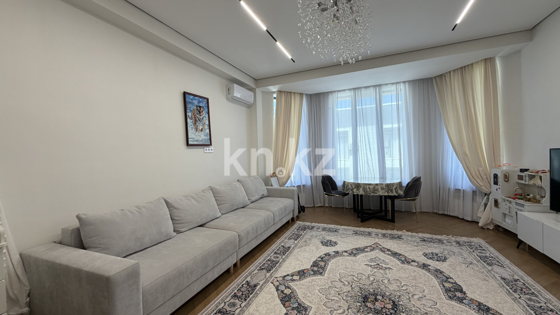 Продажа 2-комнатной квартиры, 63 м² в Алматы