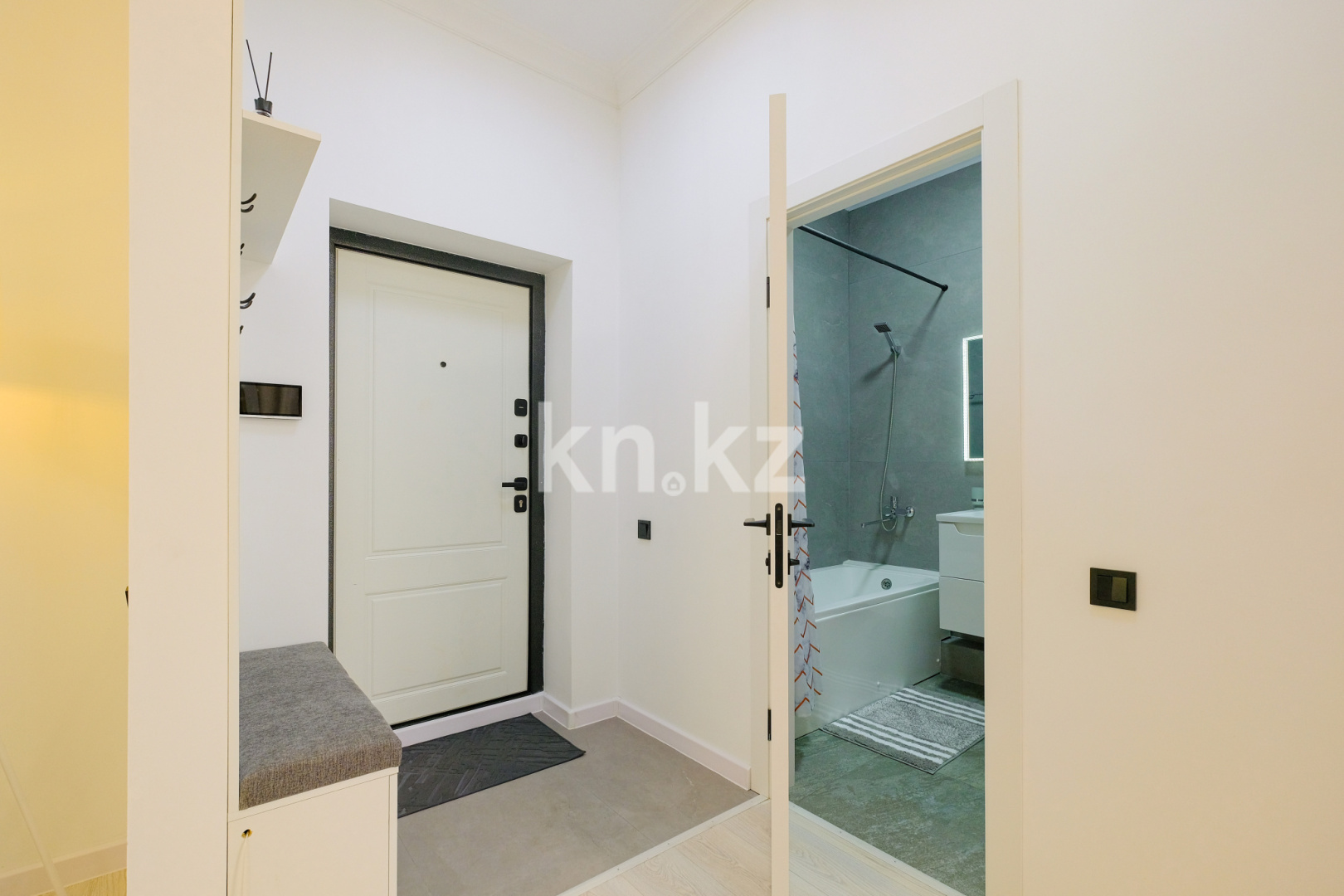 Аренда 2-комнатной квартиры посуточно, 50 м², Сейфуллина, дом  469/1 - ул. Маметовой в Алматы - фото 11