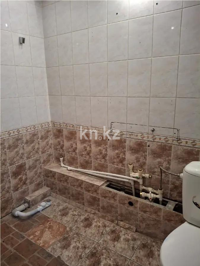 Продажа 2-комнатной квартиры, 41 м², пр. Н. Абдирова, дом  25 в Караганде - фото 4