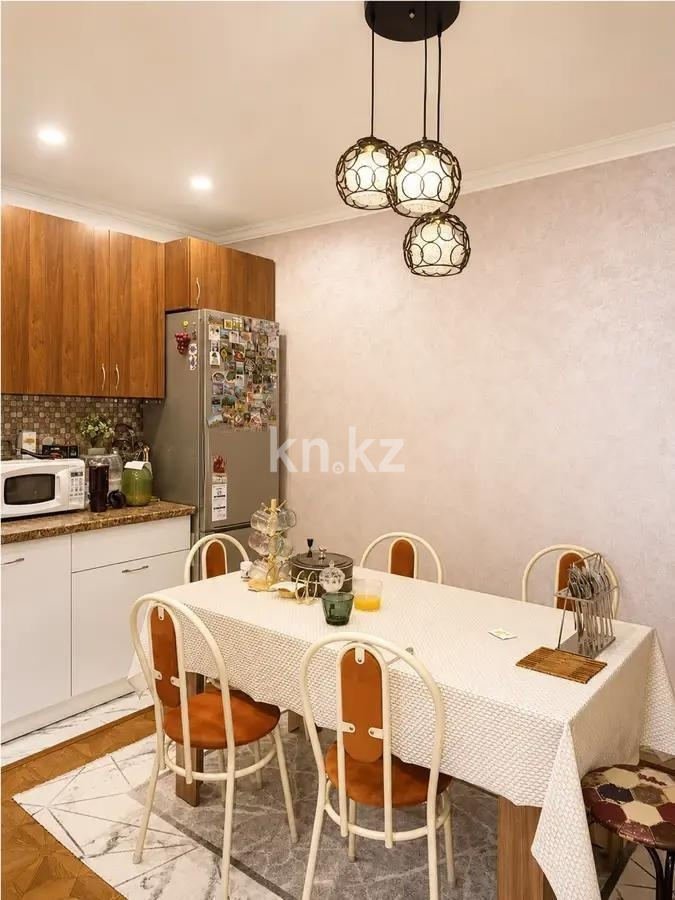 Продажа 2-комнатной квартиры, 74.9 м² в Алматы - фото 3
