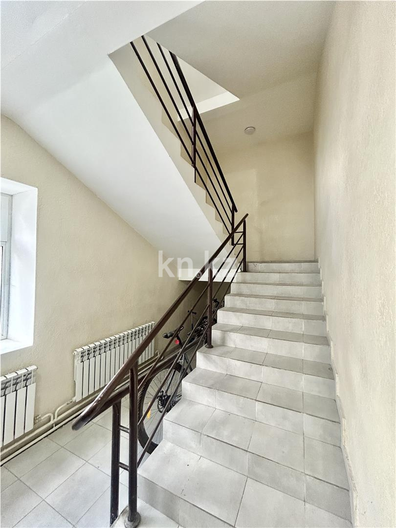 Продажа 1-комнатной квартиры, 44 м² в Караганде - фото 11