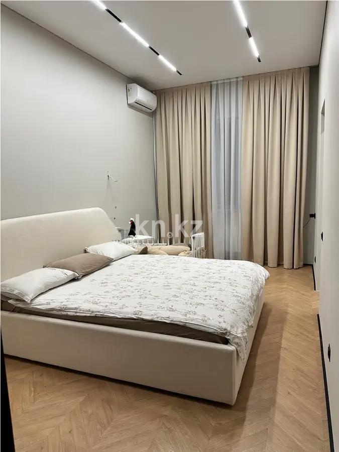 Продажа 3-комнатной квартиры, 94 м², ул. Халиуллина, дом  140/5 в Алматы - фото 2