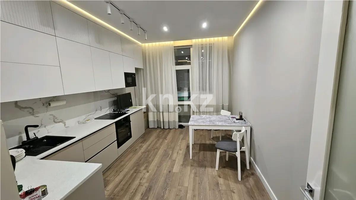 Продажа 3-комнатной квартиры, 104 м², пр. Кабанбай батыра, дом  38/1 в Астане - фото 2