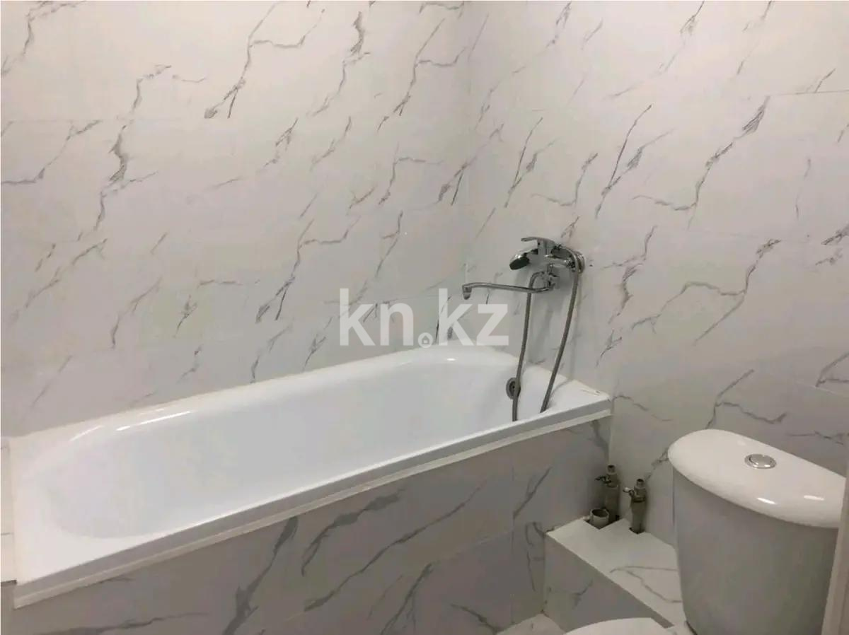 Продажа 2-комнатной квартиры, 47 м², пр. Абая, дом  101 в Алматы - фото 3