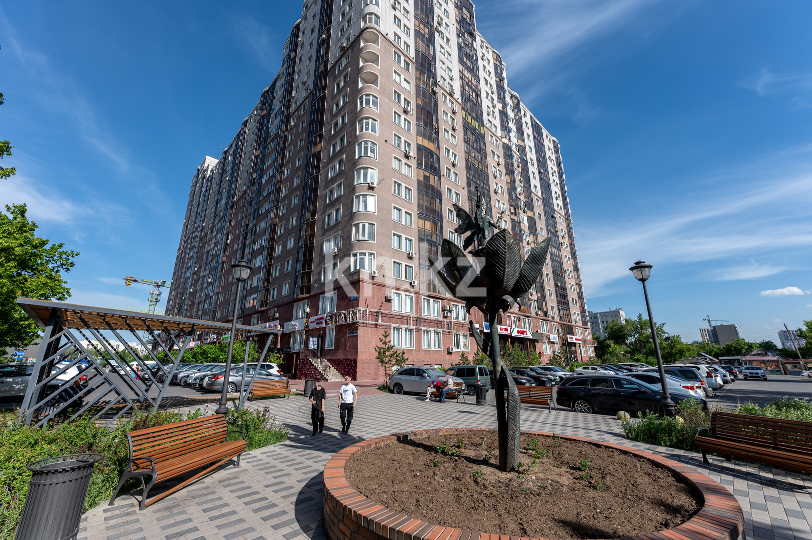 Продажа 2-комнатной квартиры, 70 м², ул. Кенесары, дом  52 в Астане