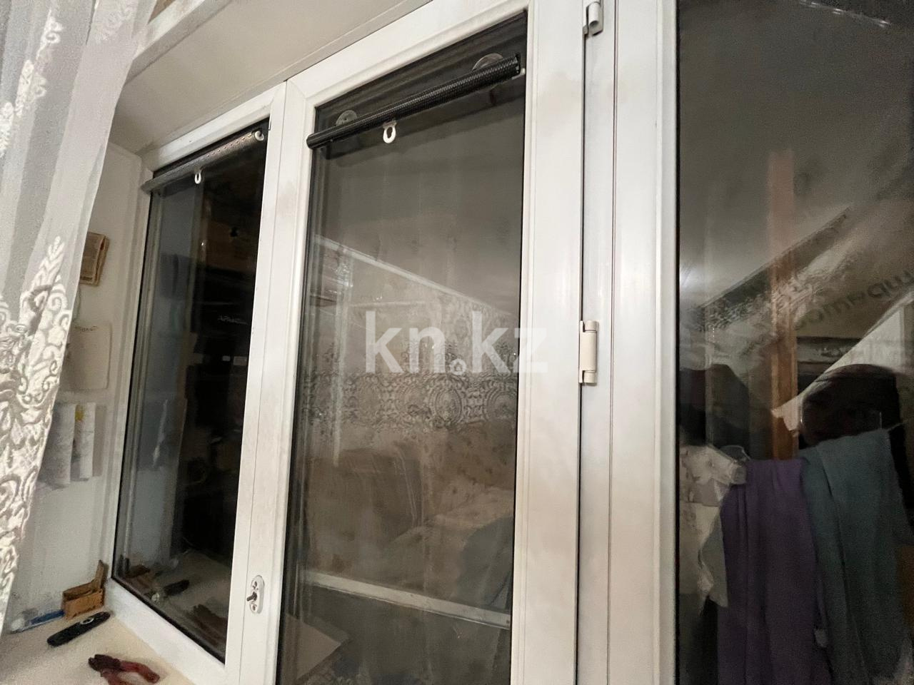 Продажа 3-комнатной квартиры, 56 м², 12-й мкр., дом  41 в Караганде - фото 12