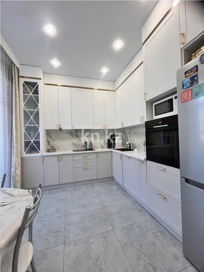 Продажа 3-комнатной квартиры, 92 м², ул. Култегин, дом  13 в Астане - фото 4