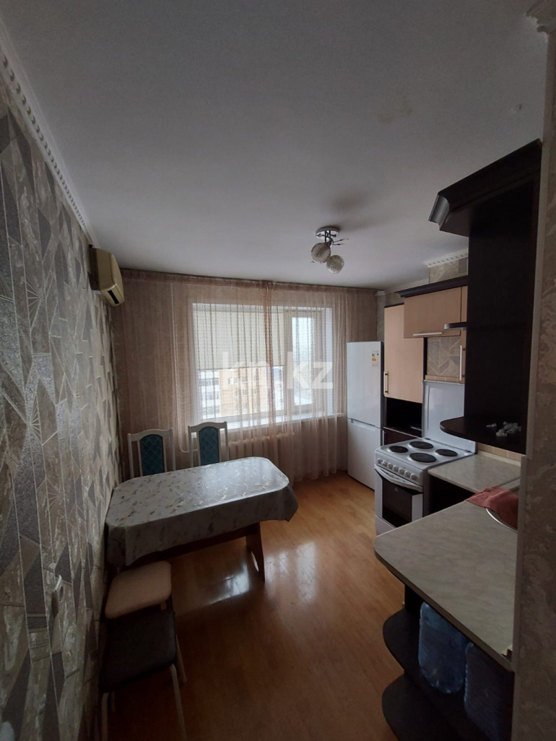 Аренда 1-комнатной квартиры, 38 м² в Астане