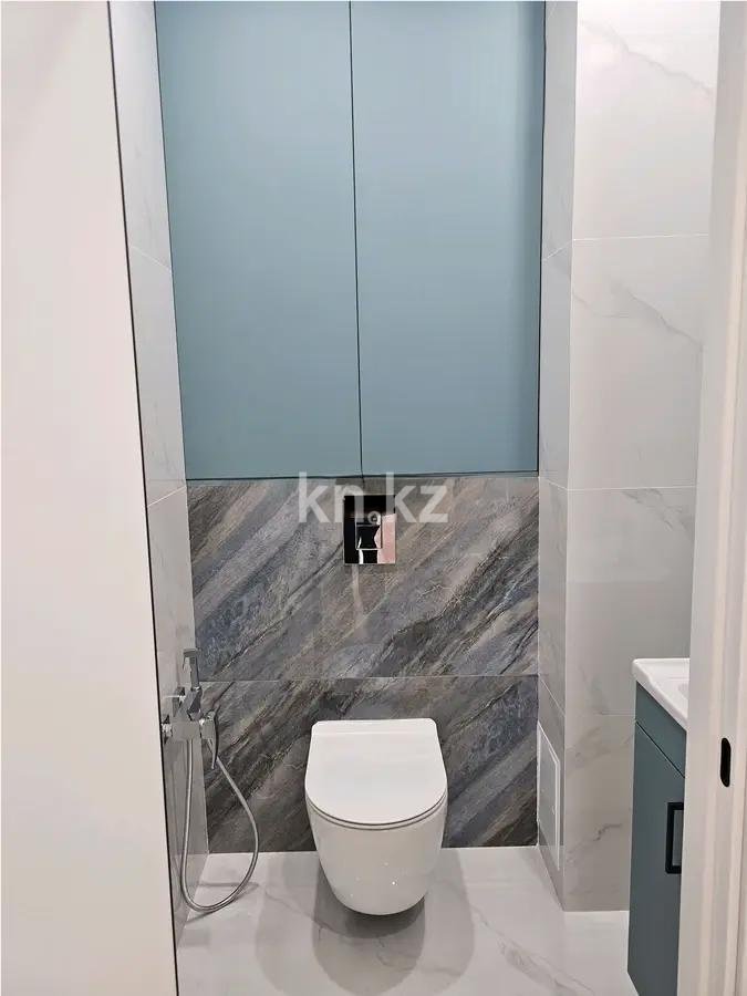 Продажа 2-комнатной квартиры, 73 м², ул. Халиуллина, дом  140/5 в Алматы - фото 4