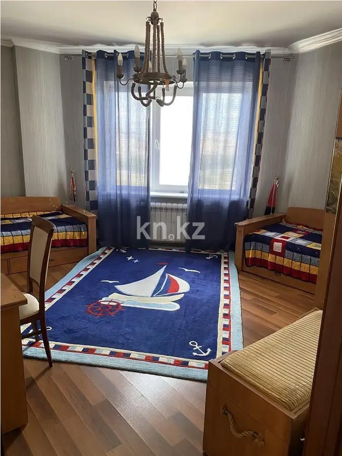 Продажа 4-комнатной квартиры, 122 м² в Караганде - фото 3