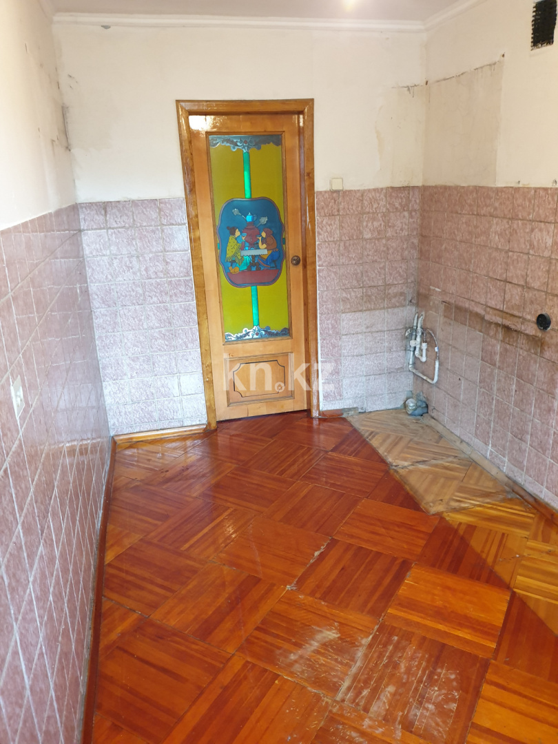 Продажа 3-комнатной квартиры, 57.5 м² в Караганде - фото 4