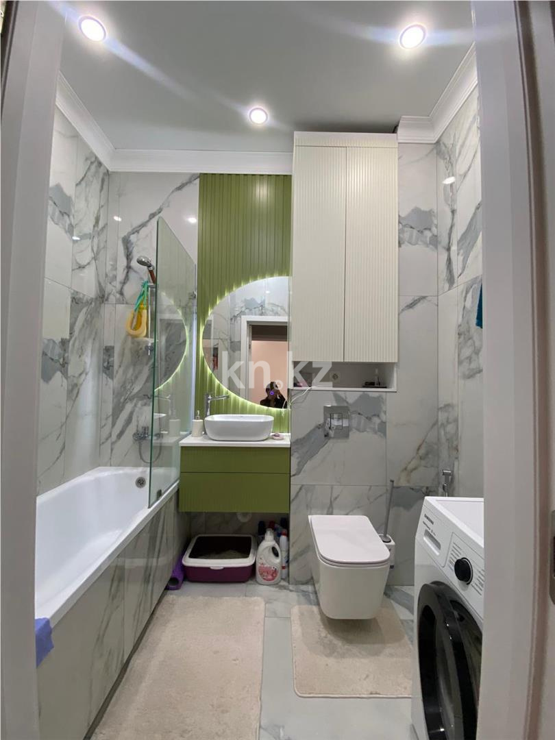 Продажа 2-комнатной квартиры, 65 м², ул. Култегин в Астане - фото 15