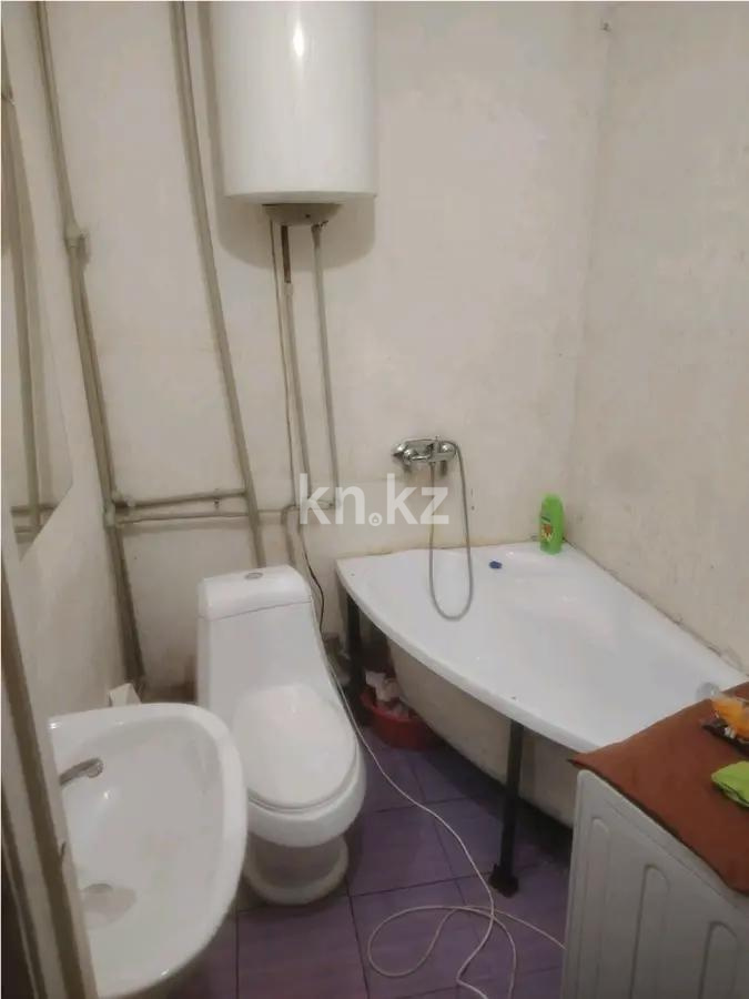 Продажа 1-комнатной квартиры, 31 м², мкр-н Кокжиек, дом  33 в Алматы - фото 2