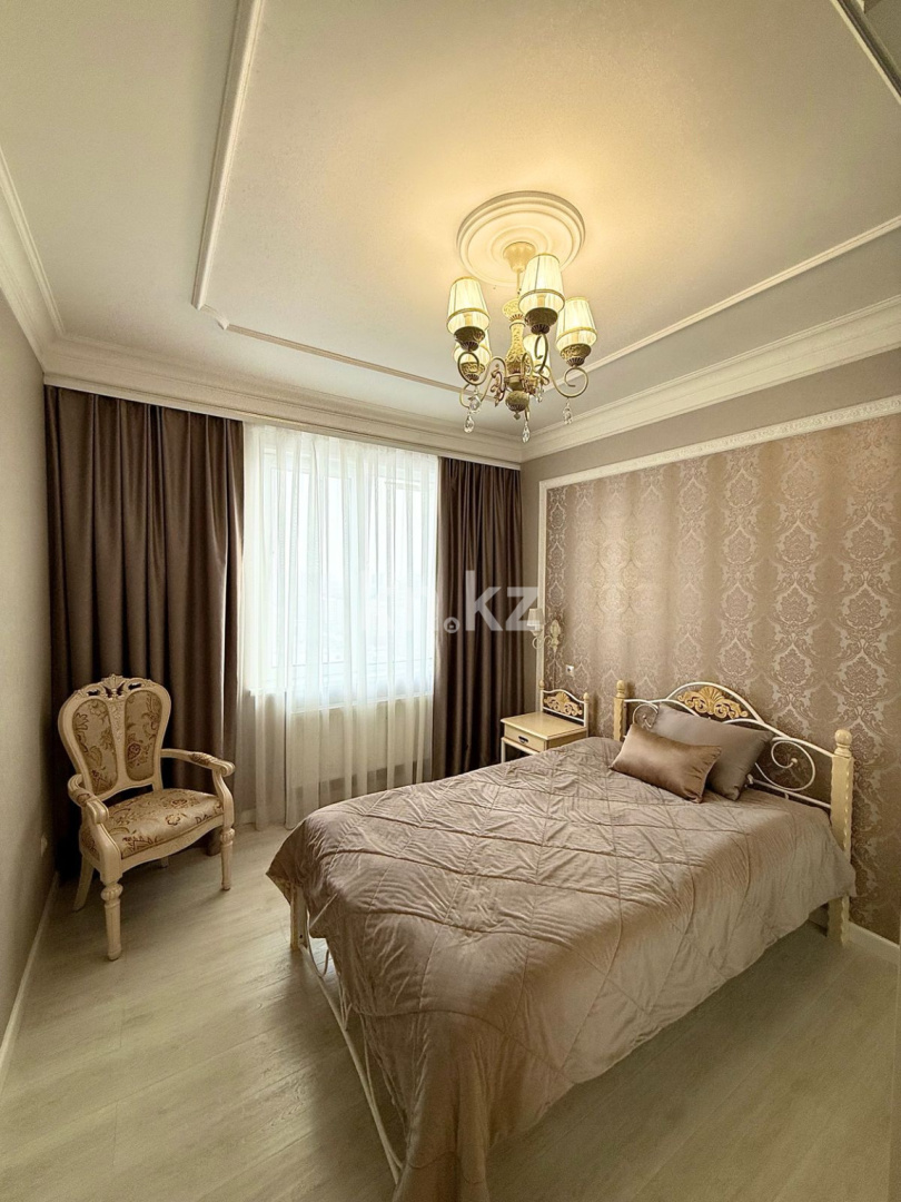 Продажа 4-комнатной квартиры, 106 м², ул. Куанышбаева, дом  9/2 в Астане - фото 16