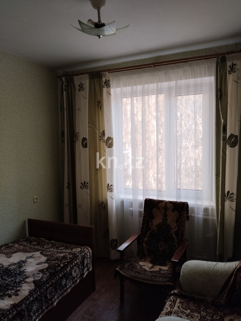 Продажа 3-комнатной квартиры, 62.2 м², мкр-н Гульдер-1, дом  3 в Караганде - фото 3