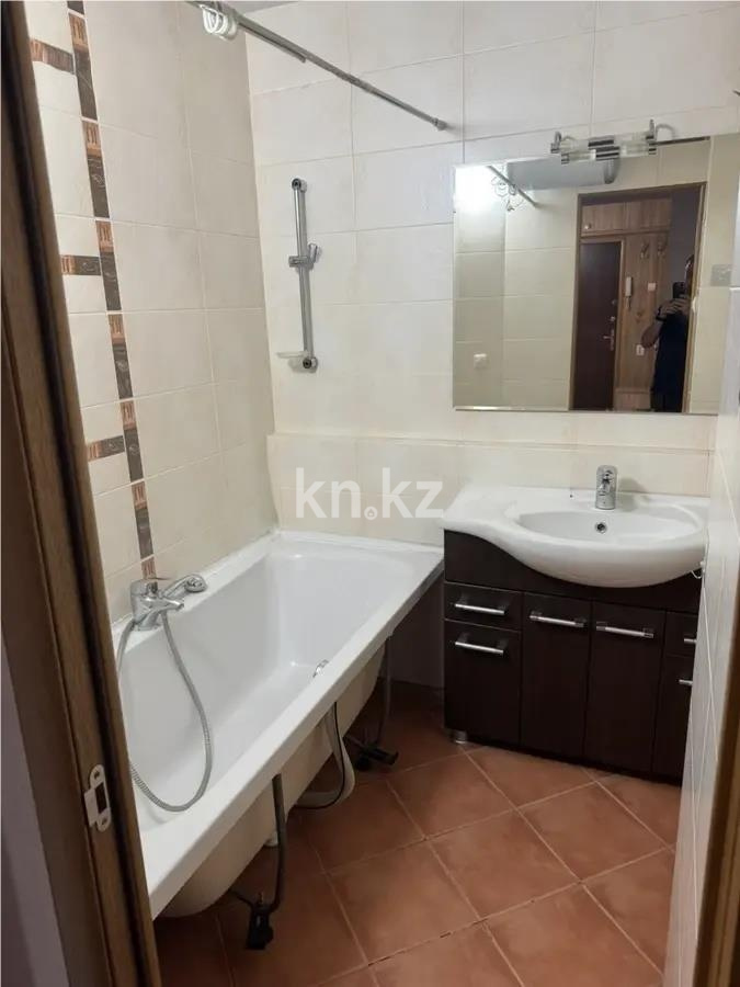Продажа 3-комнатной квартиры, 70 м² в Алматы - фото 4