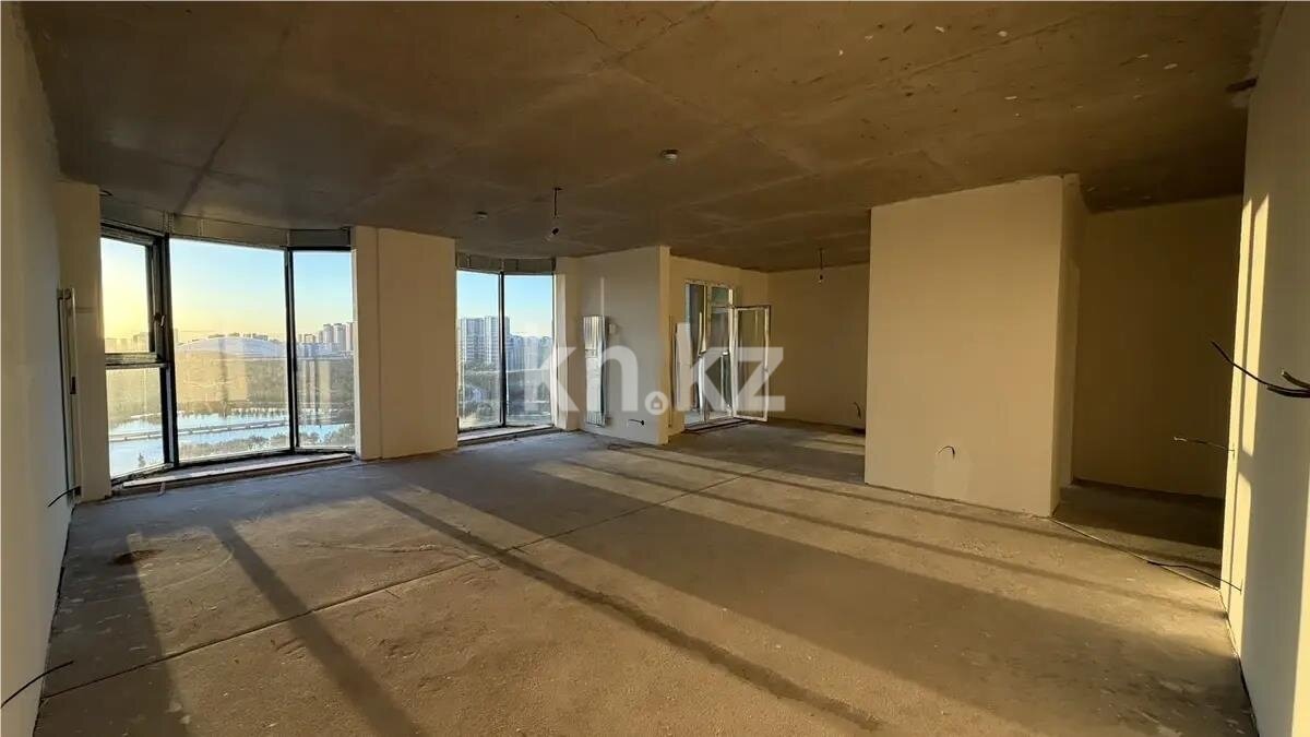 Продажа 4-комнатной квартиры, 185.5 м² в Астане