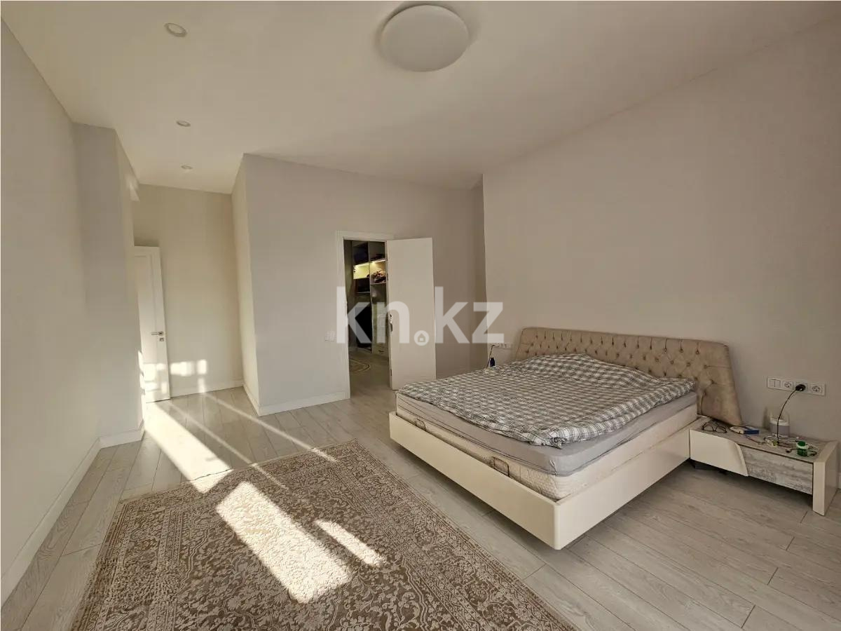 Продажа 4-комнатной квартиры, 256 м² в Астане - фото 4