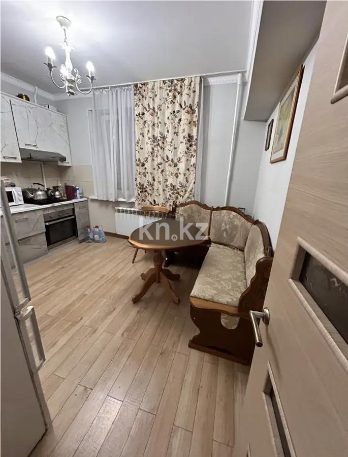 Продажа 3-комнатной квартиры, 70.4 м² в Алматы - фото 2