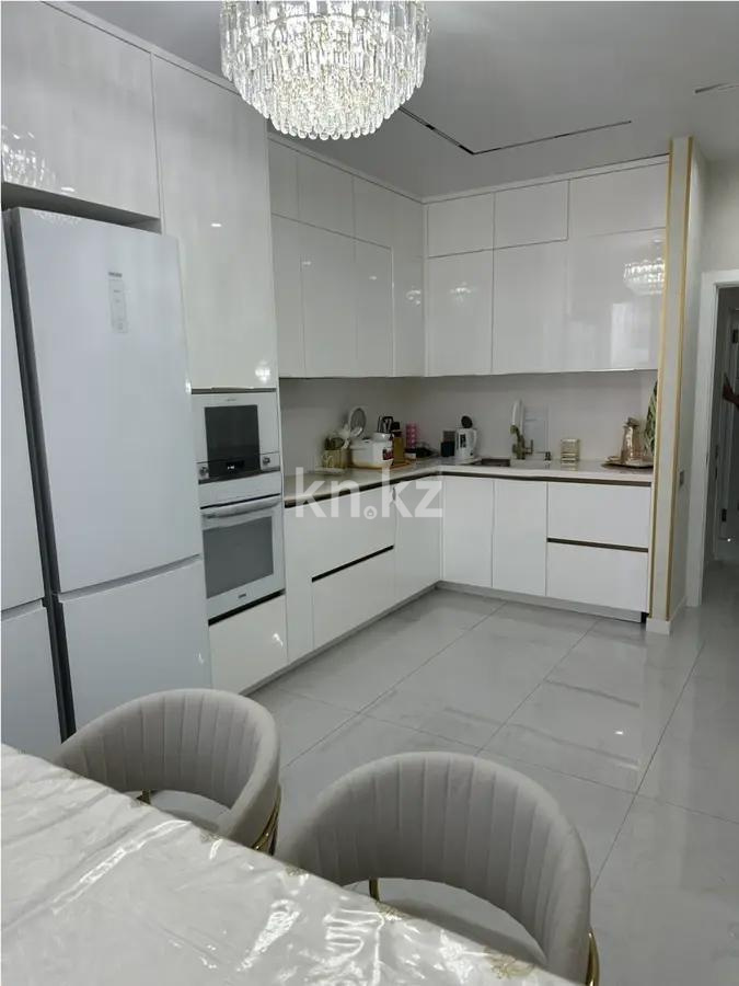 Продажа 4-комнатной квартиры, 124 м², ул. Сатпаева, дом  90/55 в Алматы - фото 3