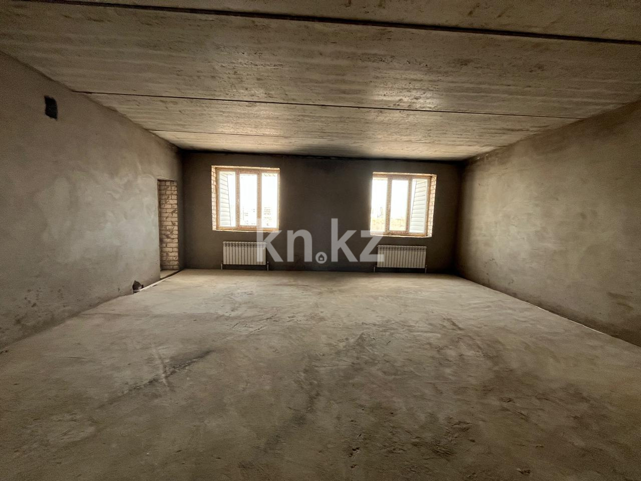 Продажа 2-комнатной квартиры, 63 м², ул. Сарыарка, дом  6/2 в Караганде - фото 2