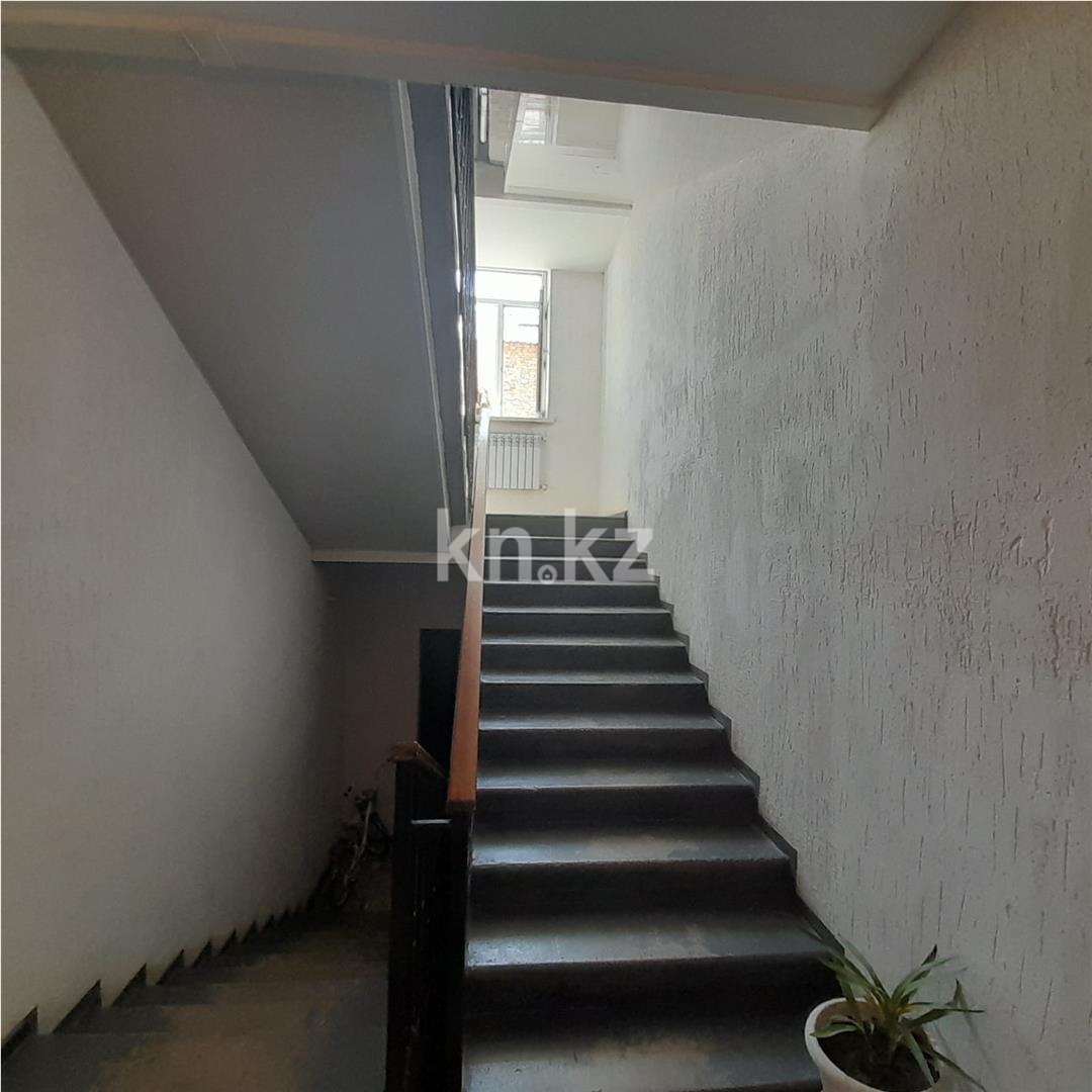 Продажа 2-комнатной квартиры, 50 м², ул. Ермекова в Караганде - фото 12