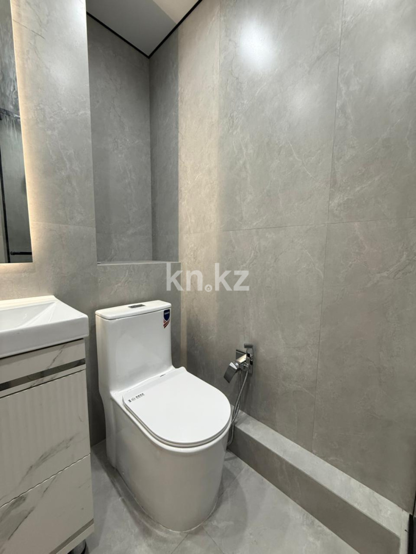 Продажа 1-комнатной квартиры, 34 м², пр. Райымбека, дом  590/14 в Алматы - фото 25