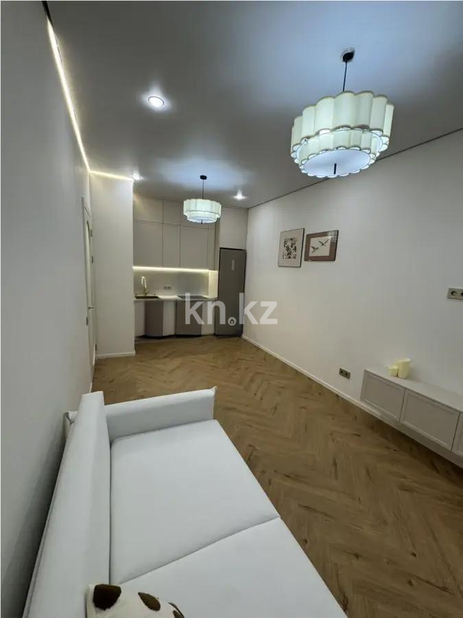 Продажа 2-комнатной квартиры, 38 м², ул. Е-15 в Астане