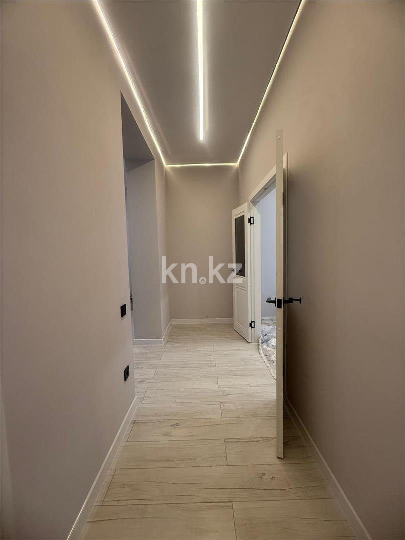 Продажа 2-комнатной квартиры, 68 м², 067 учетный квартал в Караганде - фото 8