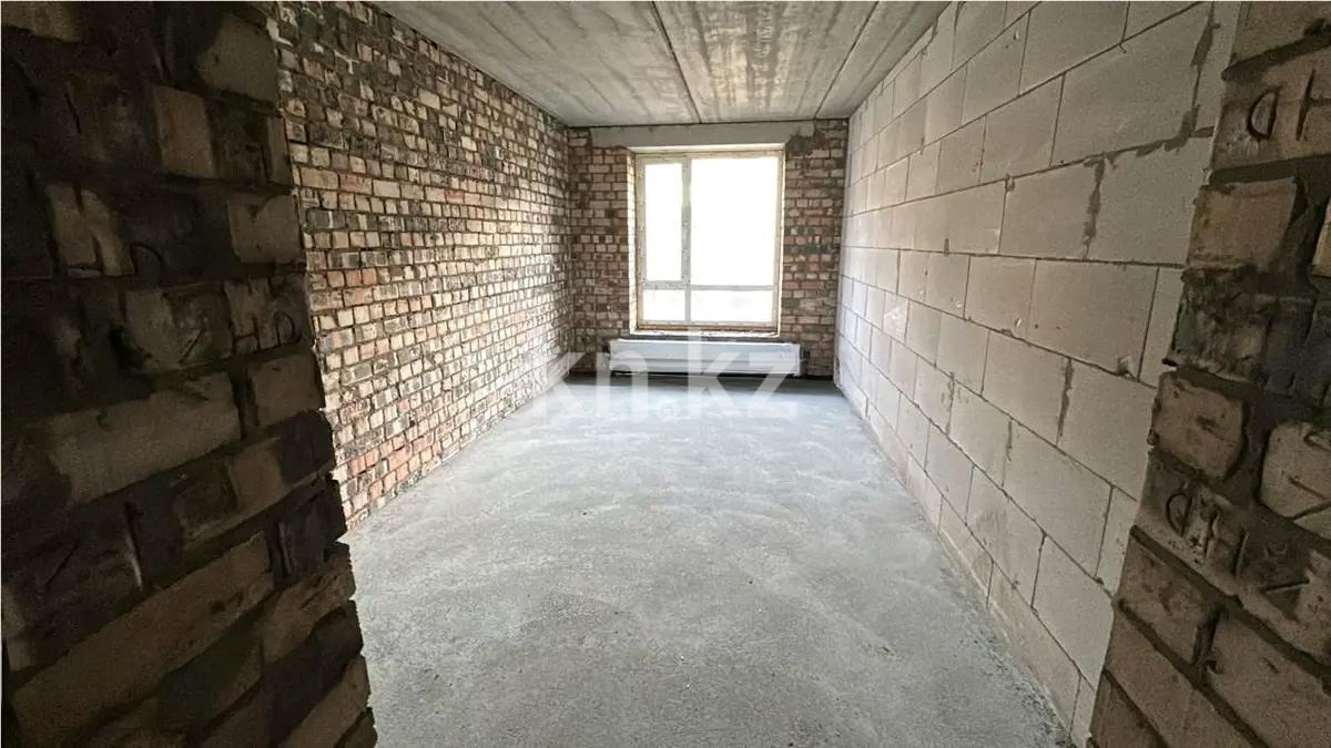 Продажа 2-комнатной квартиры, 66.79 м², ул. Тынышбайулы, дом  5 в Астане - фото 2