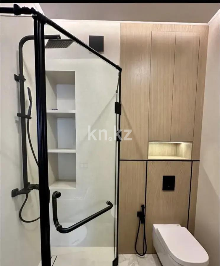 Продажа 3-комнатной квартиры, 105 м², пр. Аль-Фараби, дом  41/6 в Алматы - фото 2