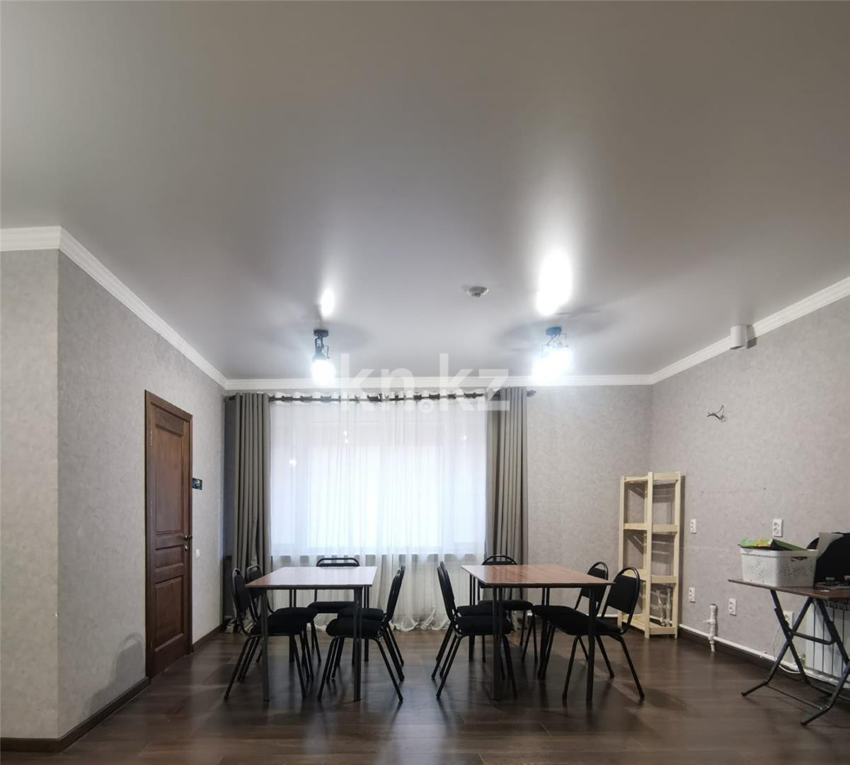 Продажа 8-комнатного дома, 347 м², ул. Можайского в Караганде