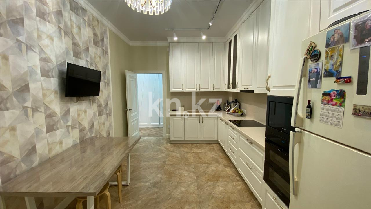 Продажа 4-комнатной квартиры, 107 м², ул. Таттимбета в Караганде - фото 11