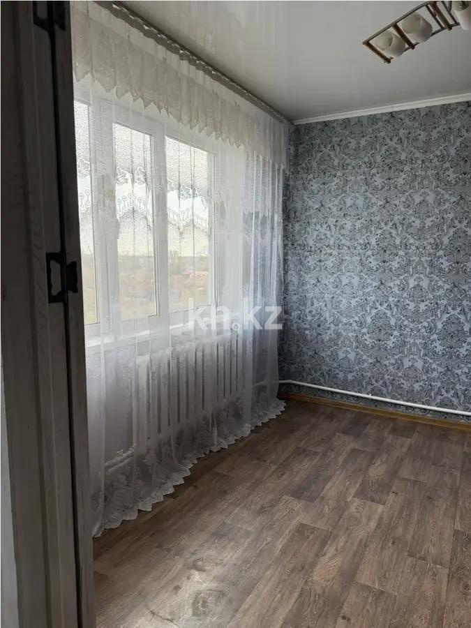 Продажа 4-комнатной квартиры, 61 м², мкр-н 22, дом  4 в Караганде - фото 4