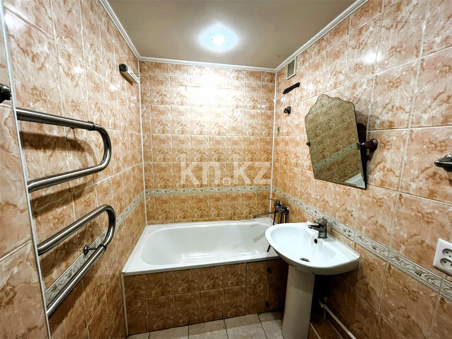 Продажа 2-комнатной квартиры, 42 м² в Караганде - фото 7