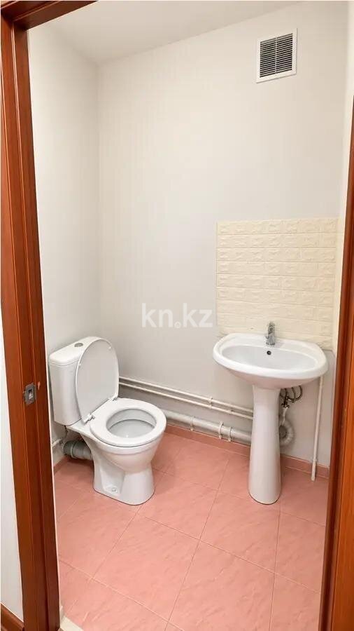 Продажа 2-комнатной квартиры, 65 м² в Алматы - фото 5