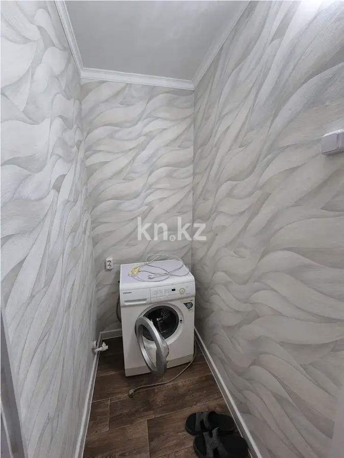 Продажа 1-комнатной квартиры, 30 м², пр. Строителей, дом  29 в Караганде - фото 5