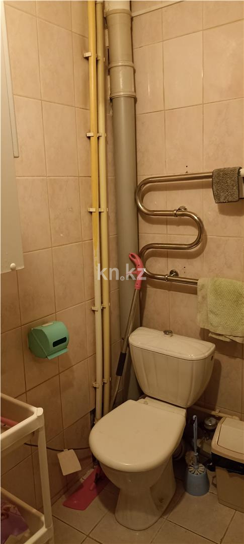 Продажа 4-комнатной квартиры, 60 м², мкр-н 19 в Караганде - фото 14